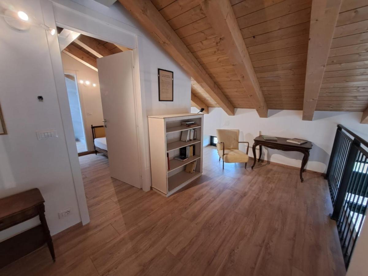 Casa Zafferano - Apartment With Garden Corno di Rosazzo Bagian luar foto