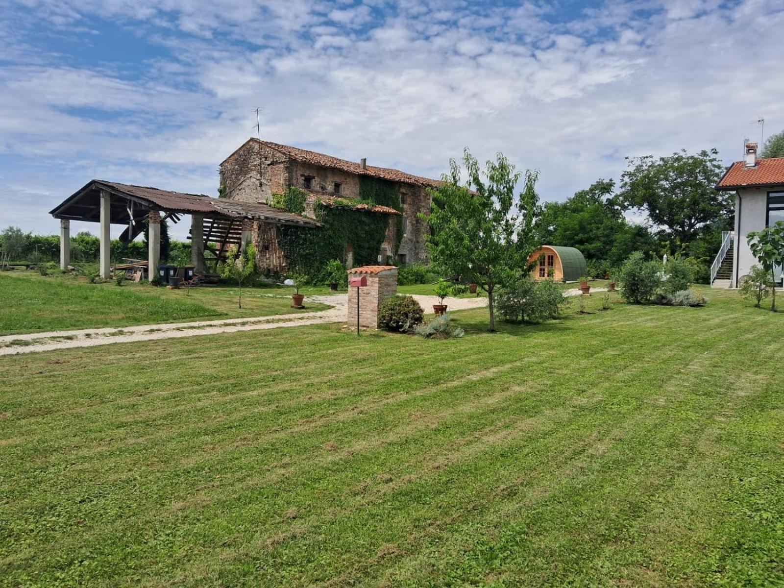 Casa Zafferano - Apartment With Garden Corno di Rosazzo Bagian luar foto